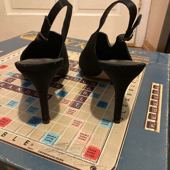 Heels by H&M size 8.5 - Picture 4 of 5